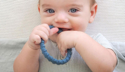 Teething Baby & How to Soothe Sore Gums