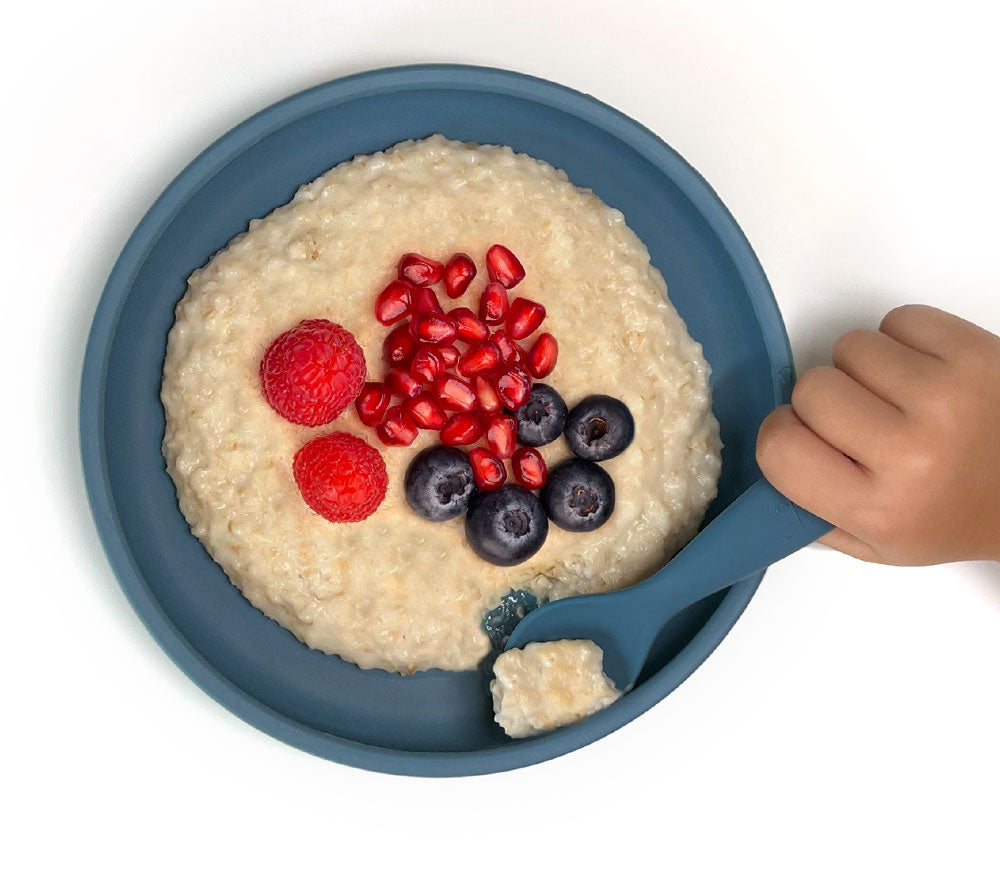 Easy scooping silicone suction plates for independent eating by Brightberry